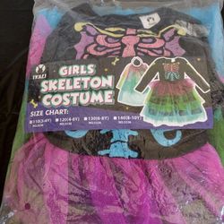 Brand New 🎃 Halloween 👻 Girls Skeleton Costume Size 3 - 4 Years Old $35 Firm Pick Up Only In Bakersfield In The 93308 Area No Holds 