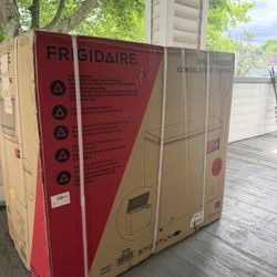 Frigidaire Chest Freezer 