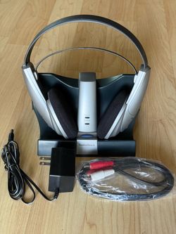 RadioShack 900MHz Wireless Stereo Headphones