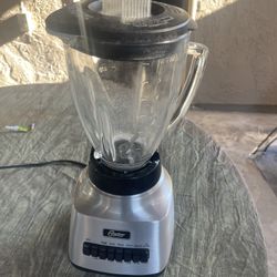 Oster  Stainless Steal  In Very Good Working Condition 
