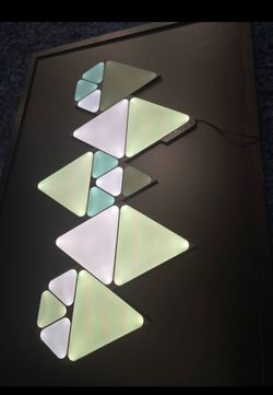 Limited Edition Nanoleaf Ultra Black Triangles Bundle (19 Panels)