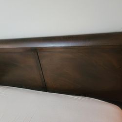 Queen Size Bed Frame, Dresser And 2 Nightstands