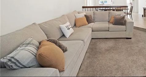 Living spaces couch Delano Oyster