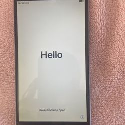 Apple 🍎 I Phone 7 With Case