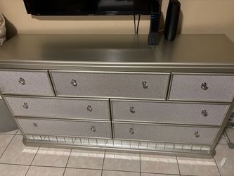 Grey dresser