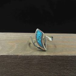 Size 6.25 Silver Tone Abstract Shape Turquoise Inlay Band Ring Vintage