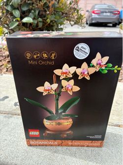 Mini orchid Lego set NEW!