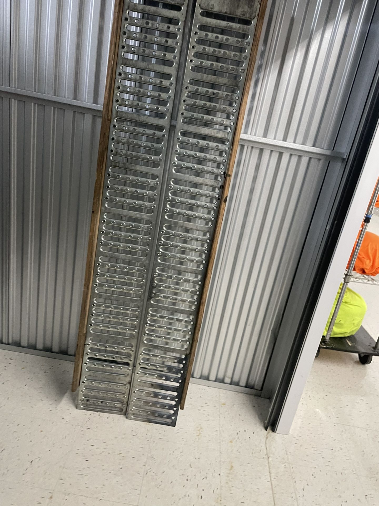 Ramps, 1,000 pound limit, 72 inches in length