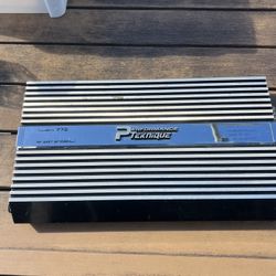  Performance Teknique  car amplifier. 