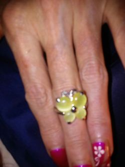 Very sweet butterfly ring
