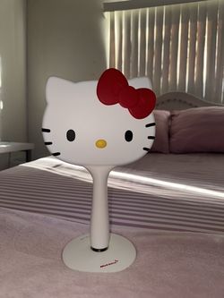 Hello Kitty LED Mirror