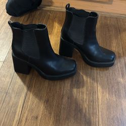 MIA Black Chunky Heel Ankle Boots — Size 7.5
