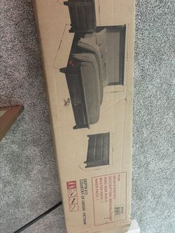 Broyhill King Bed Wooden Side Rails And Headboard