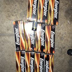 C Batteries Brand New 12 In A Pack