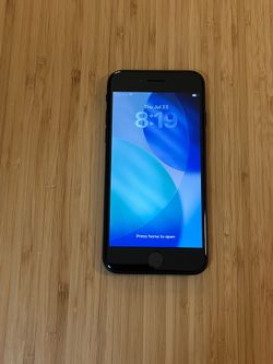 iPhone SE 3rd ( Unlocked) 64gb Black color