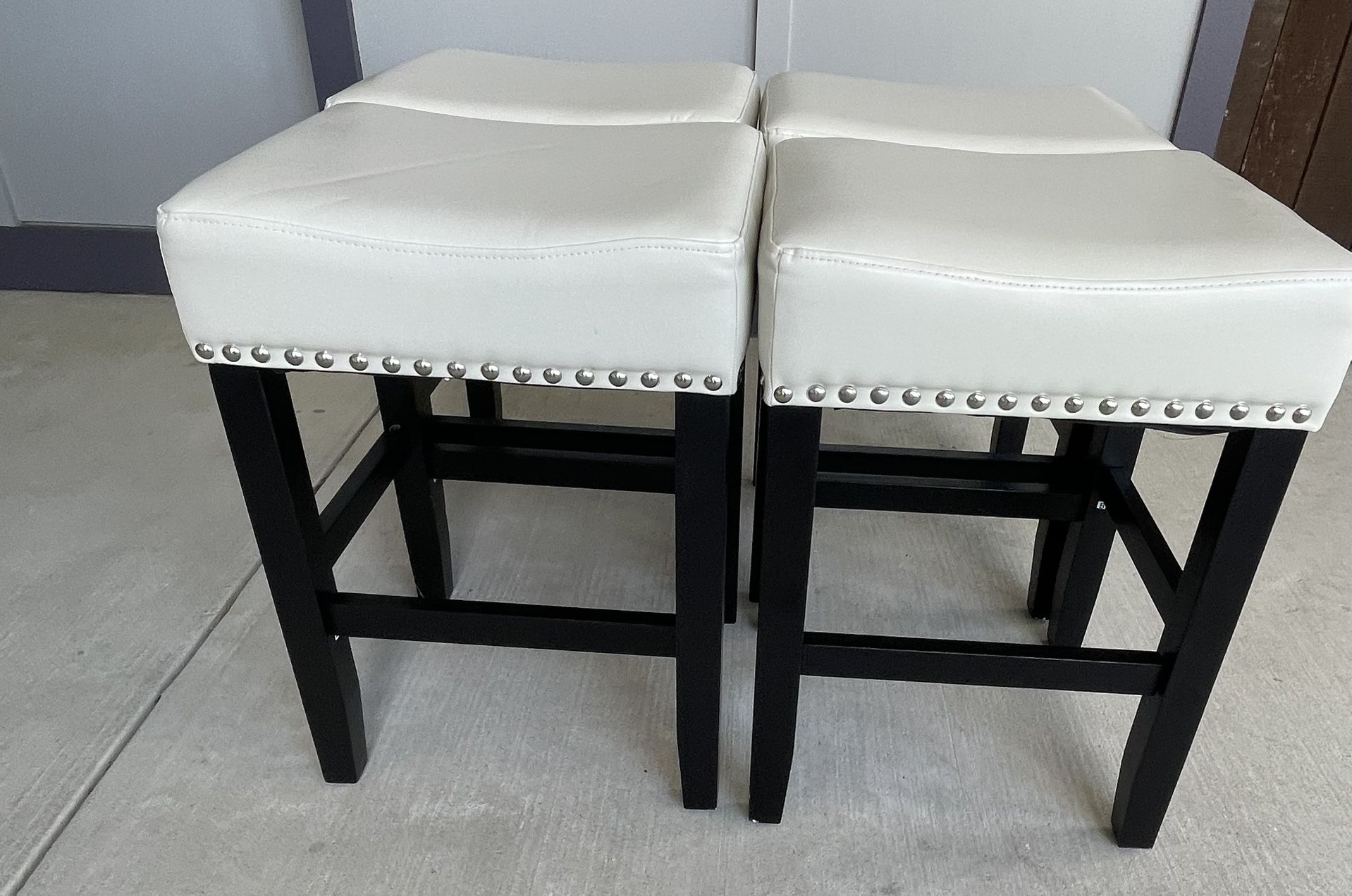 Backless Ivory Leather Counter Stool (4)