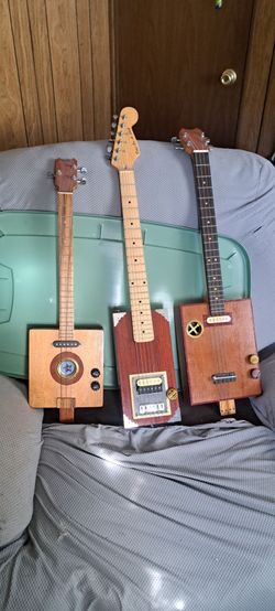 Custom electric cigarsbox guitar
