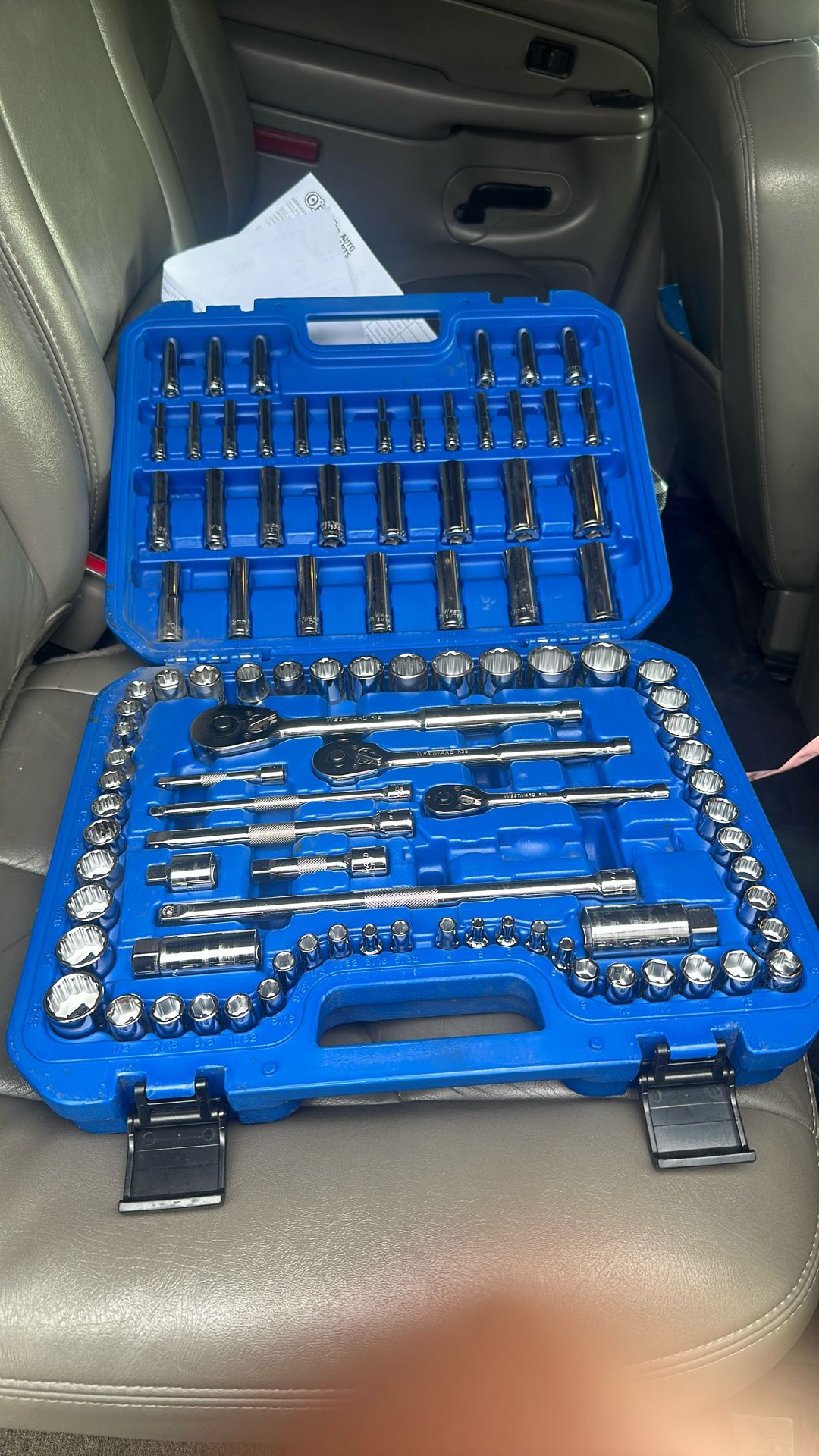 Westward Ratchet Set