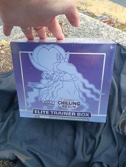 Pokemon Sealed ETB's CHILLING REIGN