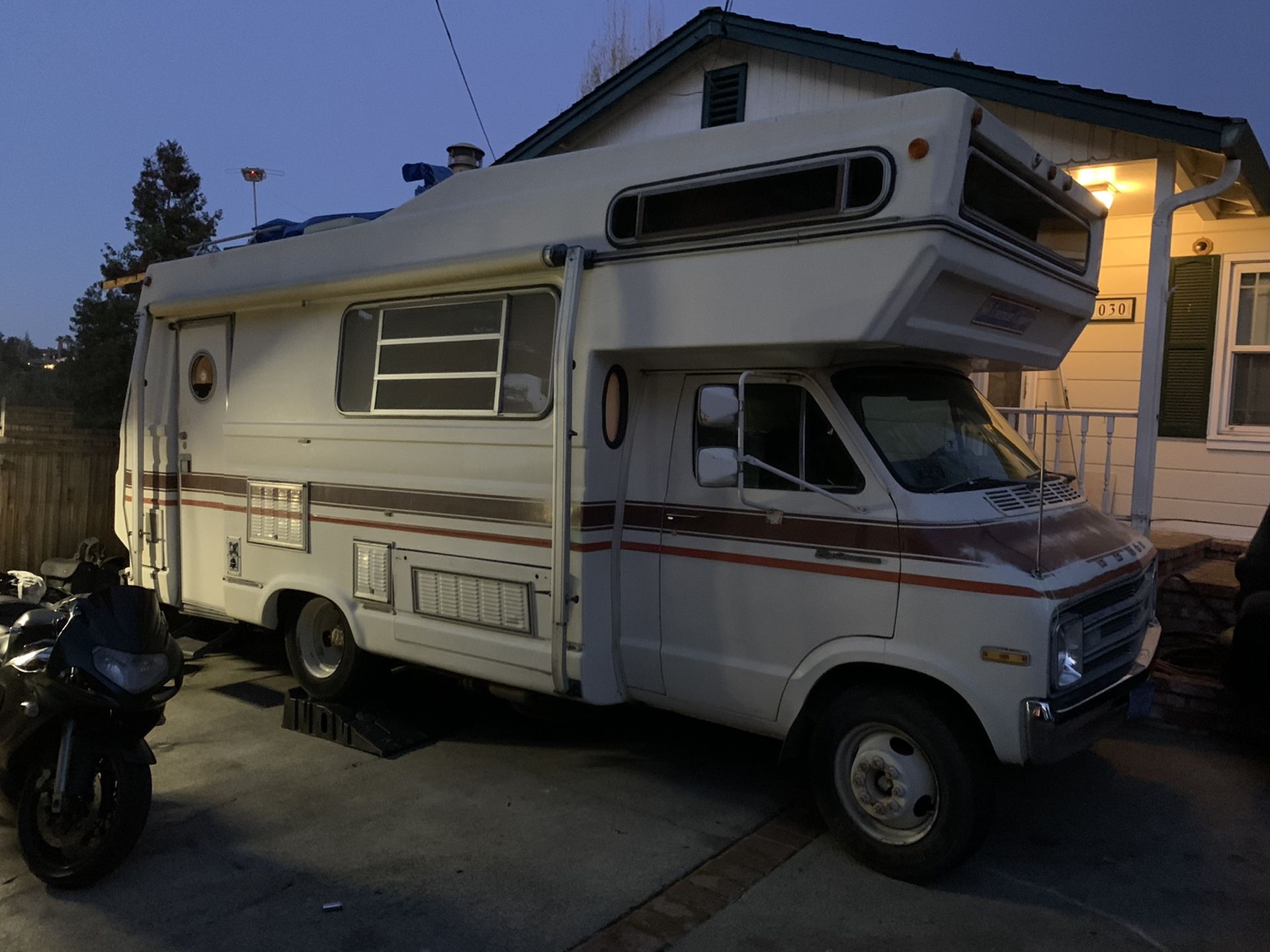 SPORTSMAN AMERICAN CLIPPER RV