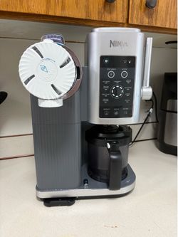 Ninja CREAMi Scoop & Swirl (NC701) - 13 Programs - Like New!