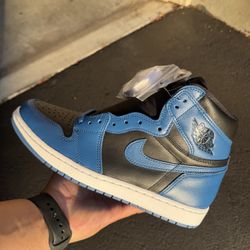 Air Jordan 1 Retro High OG Dark Marina Blue