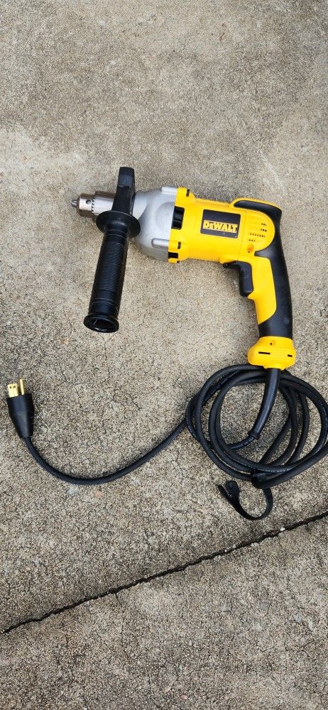 Dewalt 1/2 in Variable Speed