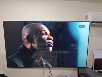 70 inch Samsung TV brand new