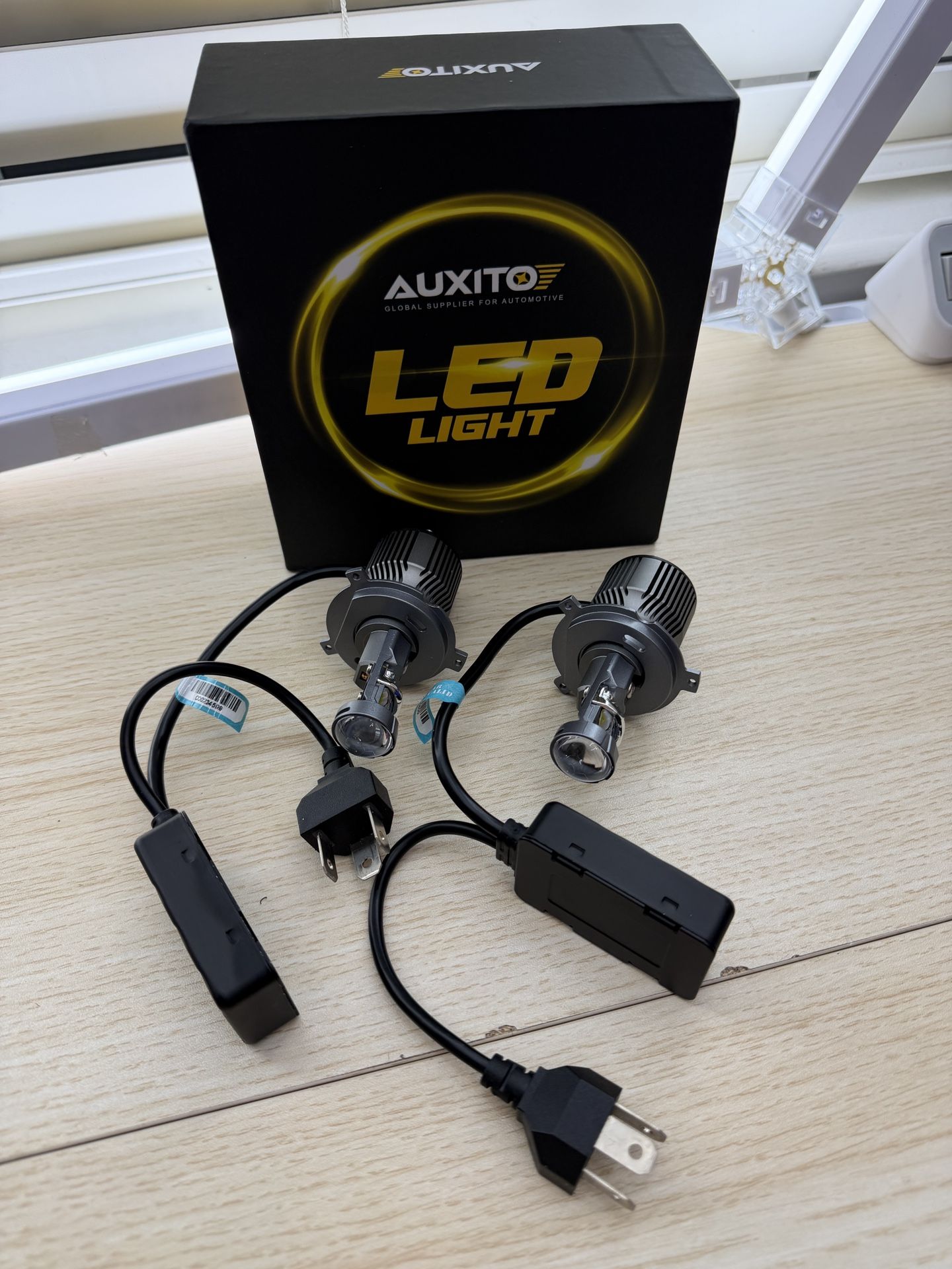 Brand New 70000LM AUXITO Y19 H4/9003 LED Headlight Bulb Conversion Kit White Bright 6500K. SKU441-S1