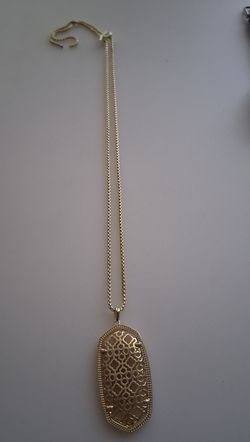 Tory Burch necklac