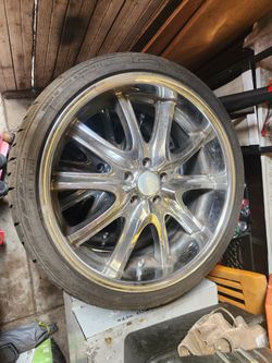 4 Rim And Tire Sedan