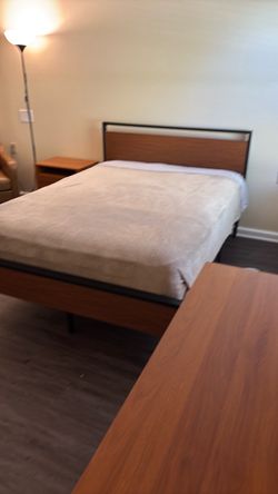 Bedroom set