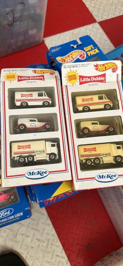 Hot Wheels Rare Little Debbie Three Car Pack, Not Bar Sale Sealed Vintage McKee