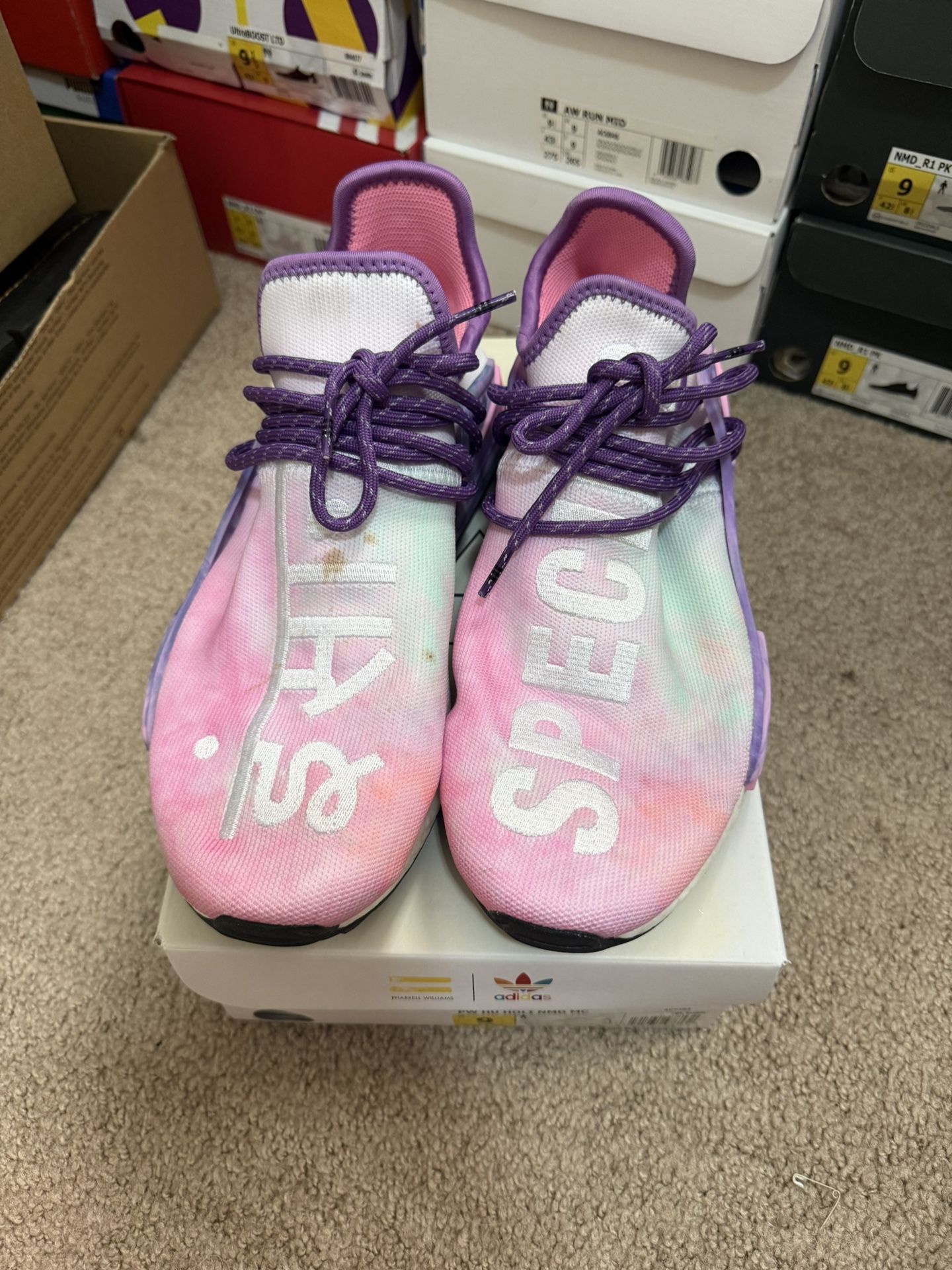 Hu Holi NMD