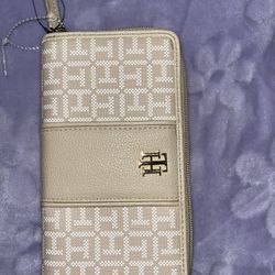 Tommy Hilfiger Wallet 