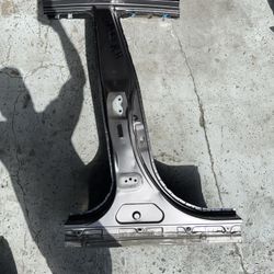 2018-2024 TOYOTA CAMRY RIGHT PASSENGER BODY PART CENTER B PILLAR FRAME PANEL CUT