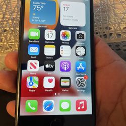 iPhone 7 128gb Unlocked.  For T-Mobile Verizon Att International 