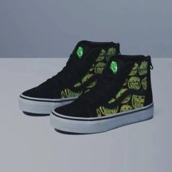 Vans SK8-Hi Zip Shoes Halloween Pumpkins Glow In The Dark Kids Size 1.5