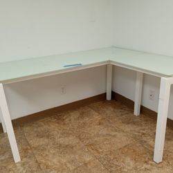 Heavy duty Steel & Glass corner Desk/ Counter