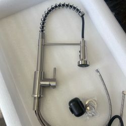 KITCHEN FAUCET - Farmhouse Kitchen Faucet with Pull Down Sprayer Spring Stainless Steel Brushed Nickel Single Handle