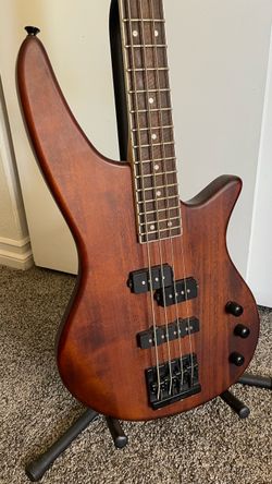 Jackson 4-String Electric Bass Guitar