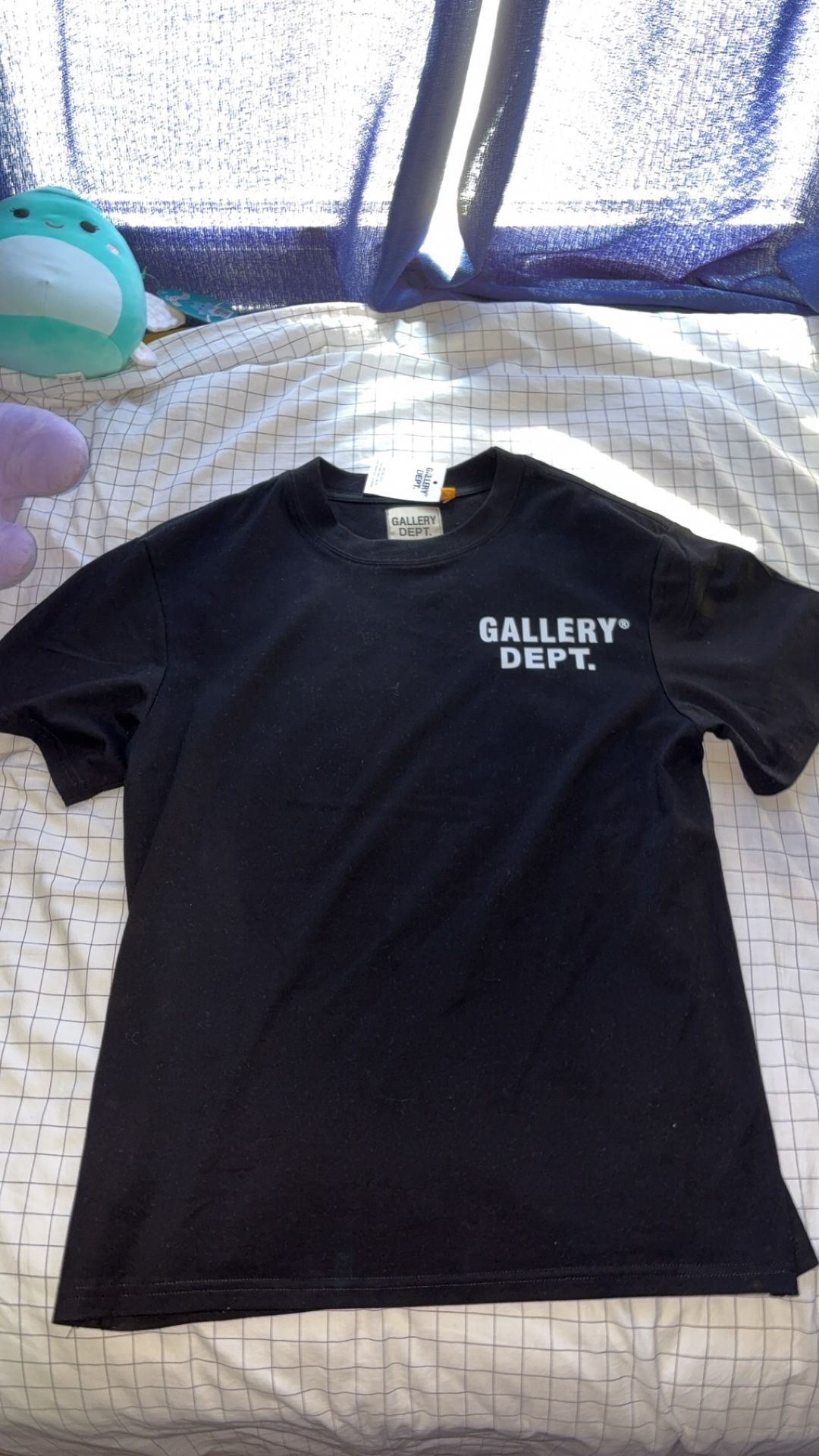 black gallery dept tee