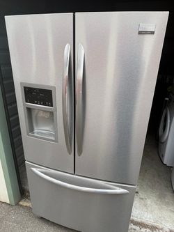 Frigidaire gallery stainless steel Frenchdoor refrigerator with water and ice