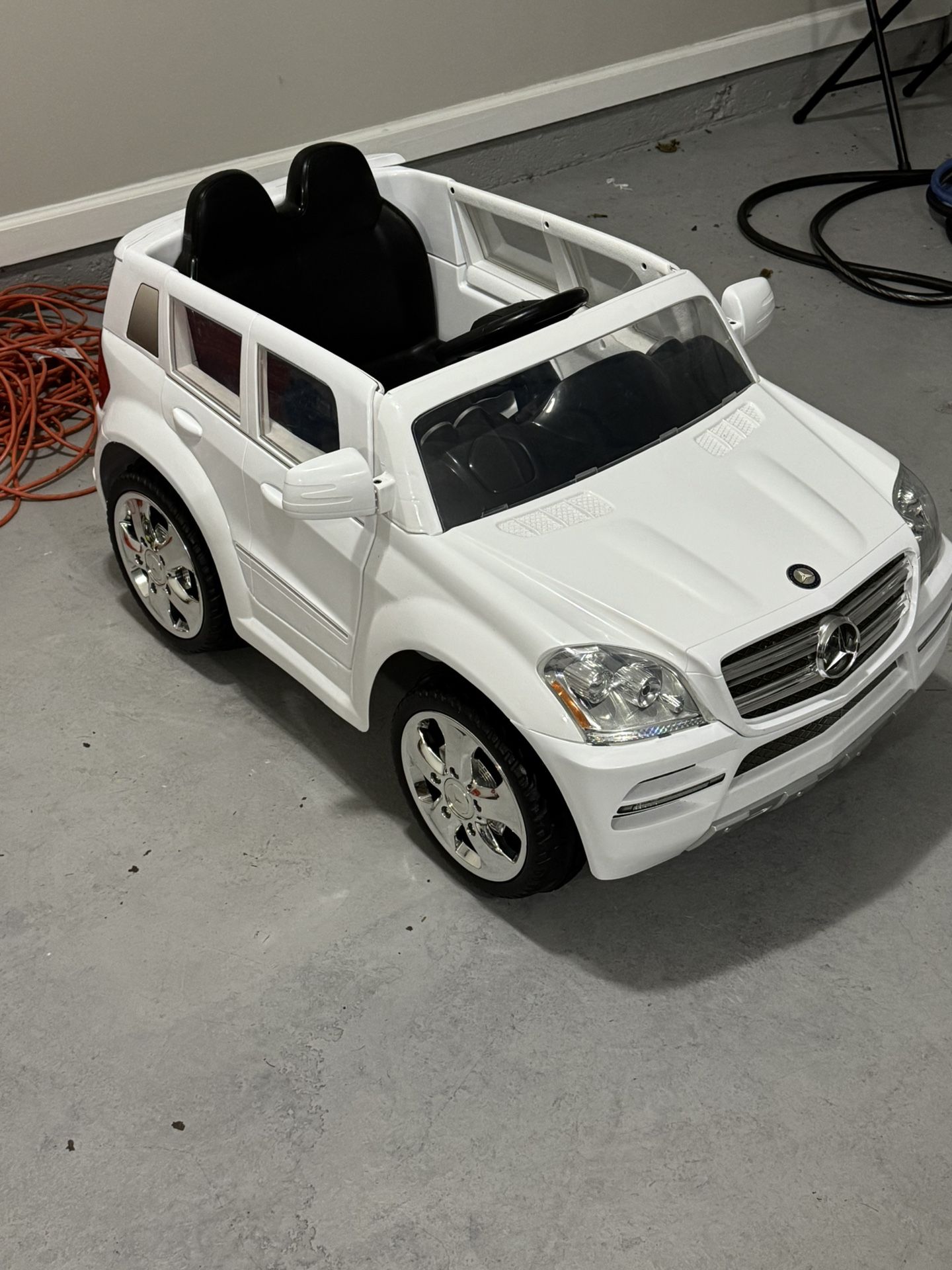 Mercedes-Benz GL450 SUV 6V Ride!!! Great For kids