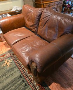 Free Love Seat