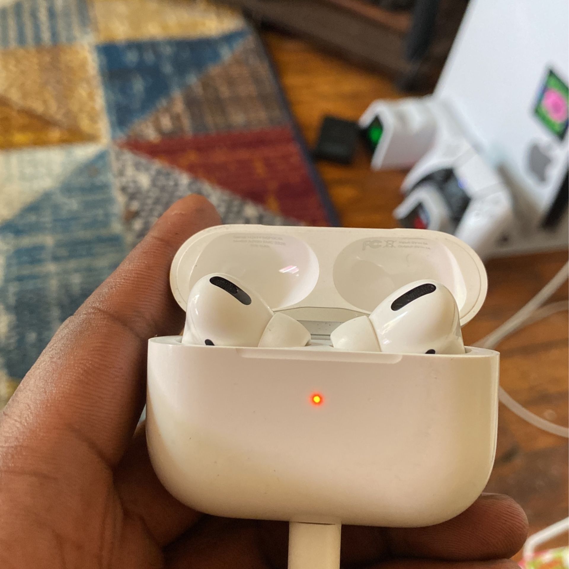 AirPod Pros 200