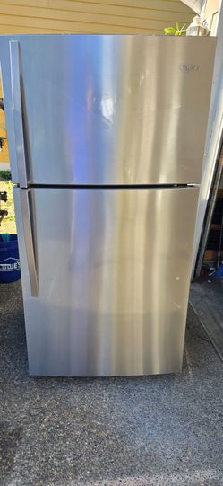 Whirlpool Fridge Size 33w) I Can Help You With Free Delivery Within 10 miles distance
