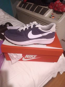 Men's Nikis