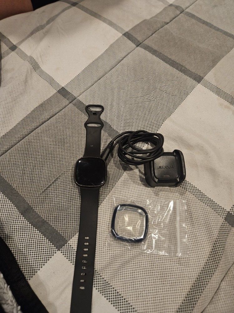 Fitbit Versa 3 