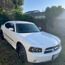 Dodge Charger 2010